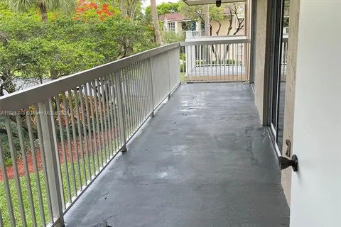 4800 NW 102nd Ave # 10, Doral FL 33178