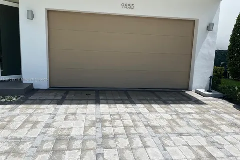 9855 NW 75TH TERRACE, Doral FL 33178