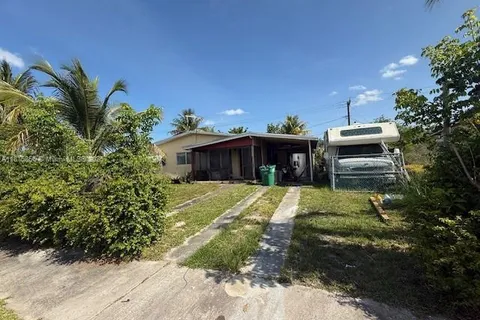 12620 SW 188th Ter, Miami FL 33177