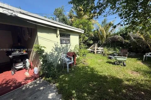 12620 SW 188th Ter, Miami FL 33177