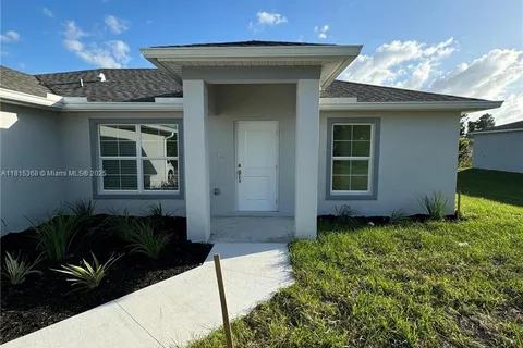 2811 Karen Ave N, Lehigh Acres FL 33971