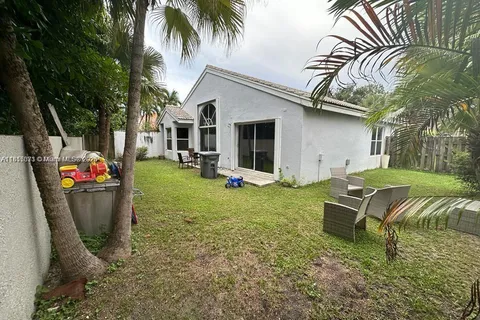9343 Tango Ter, Boca Raton FL 33496