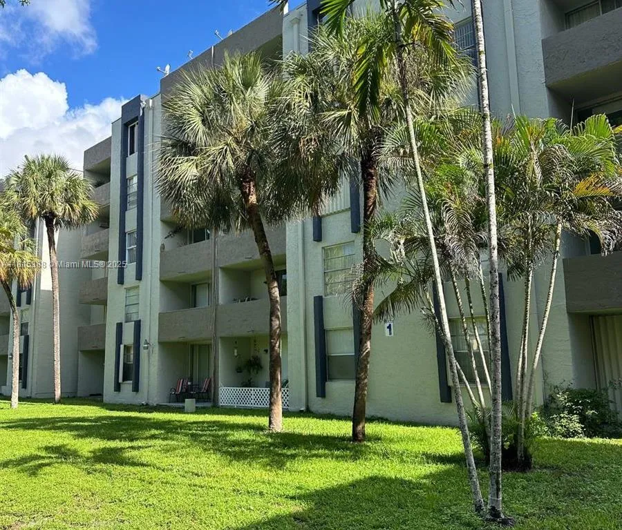 10000 NW 80th Ct # 2526, Hialeah Gardens FL 33016