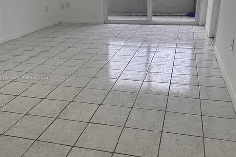 10000 NW 80th Ct # 2526, Hialeah Gardens FL 33016