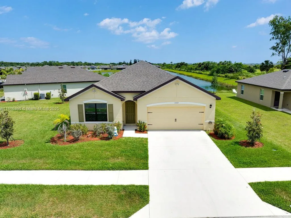 5310 Imagination Dr, Fort Pierce FL 34947