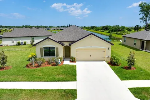 5310 Imagination Dr, Fort Pierce FL 34947