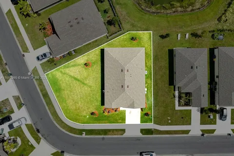 5310 Imagination Dr, Fort Pierce FL 34947