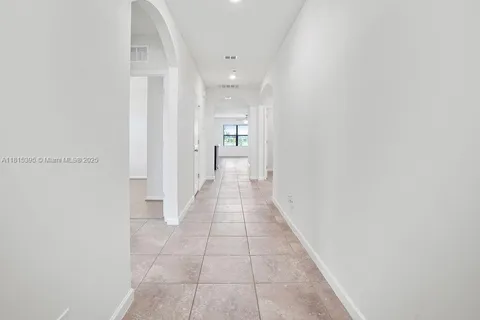 5310 Imagination Dr, Fort Pierce FL 34947