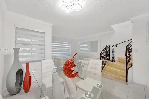 13887 SW 64th St, Miami FL 33183