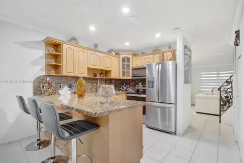 13887 SW 64th St, Miami FL 33183