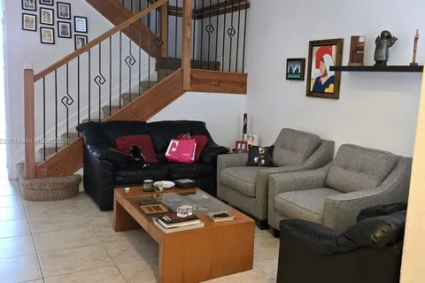 10840 NW 79th St, Doral FL 33178