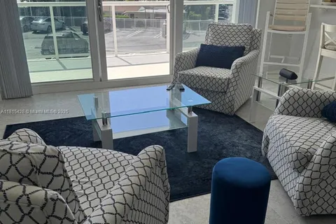 2715 N Ocean Blvd # 2E, Fort Lauderdale FL 33308