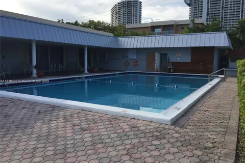 3750 NE 170 # 205, North Miami Beach FL 33160