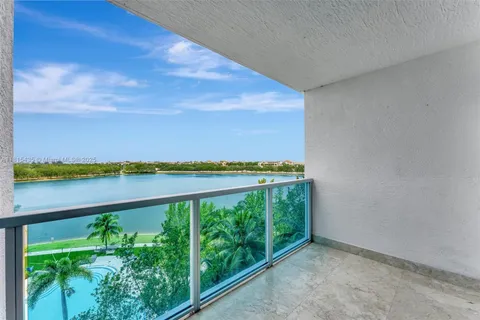 2641 N Flamingo Rd # 603N, Sunrise FL 33323
