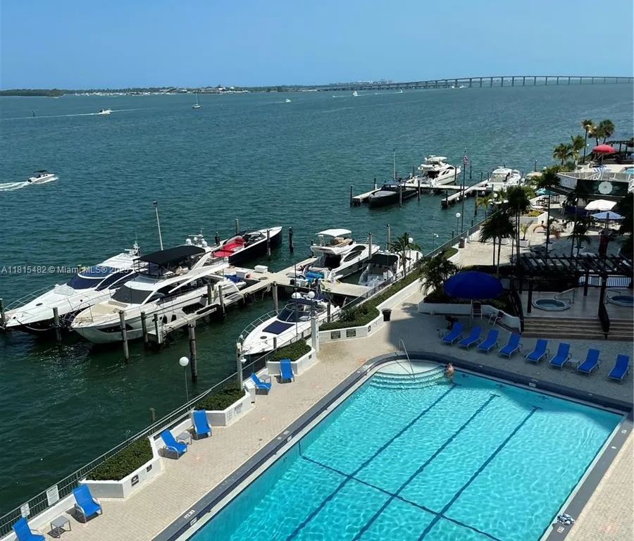 801 Brickell Bay Dr # 767, Miami FL 33131
