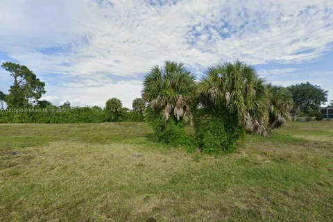 238 Tournament Rd, Other City - In The State Of Florida FL 33947