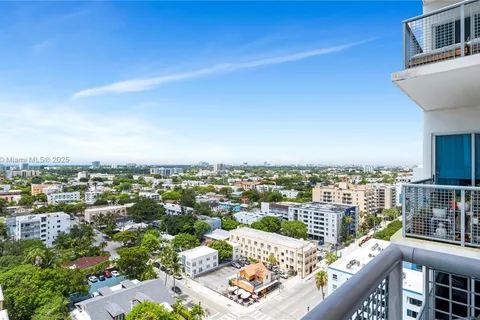 10 SW South River Dr # 1509, Miami FL 33130