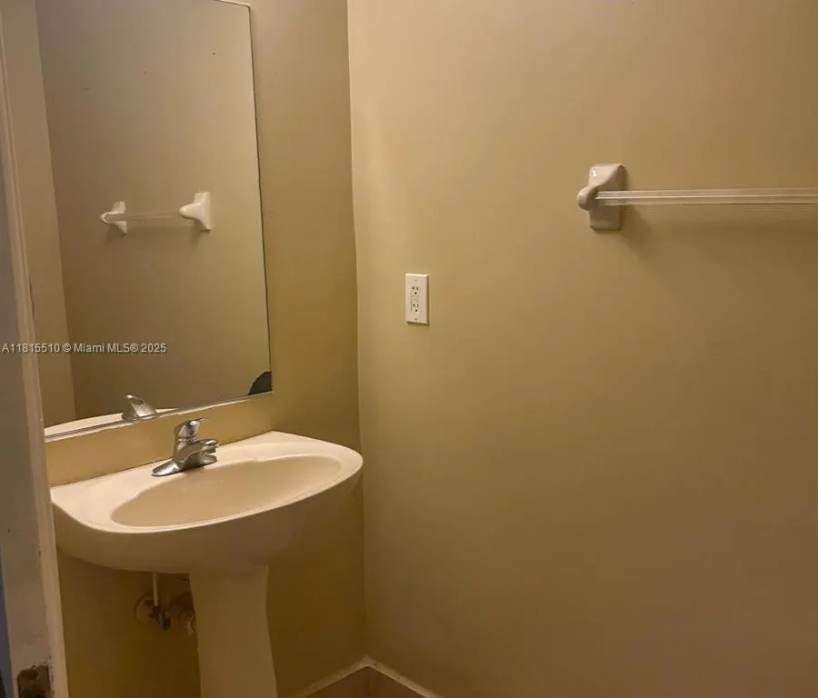 14070 SW 260th St # 101, Homestead FL 33032