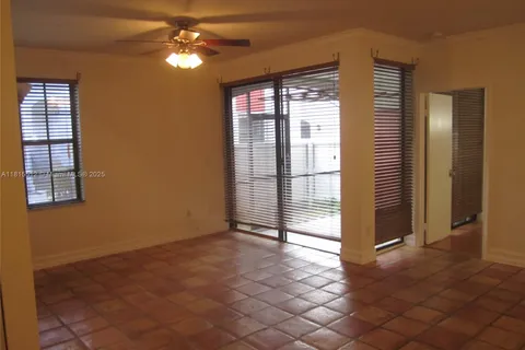 11989 NW 11th St # 11989, Pembroke Pines FL 33026