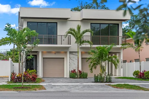 1812 Miami Rd, Fort Lauderdale FL 33316