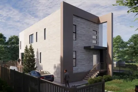 1644 NW 8th Ter, Miami FL 33125