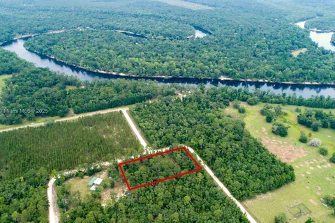 110 SE DEER TRL, Other City - In The State Of Florida FL 32008