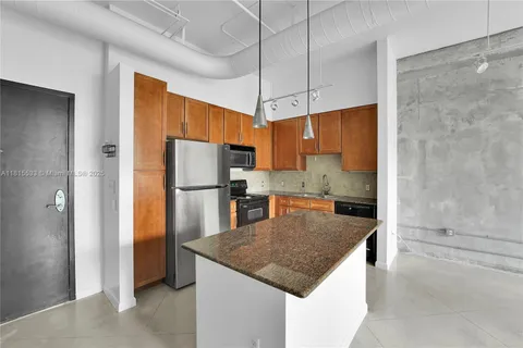 2001 Biscayne Blvd # 2305, Miami FL 33137