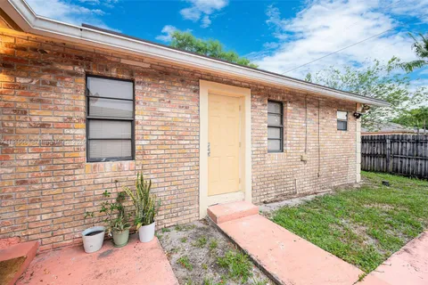 2420 NW 22nd Rd # 0, Fort Lauderdale FL 33311