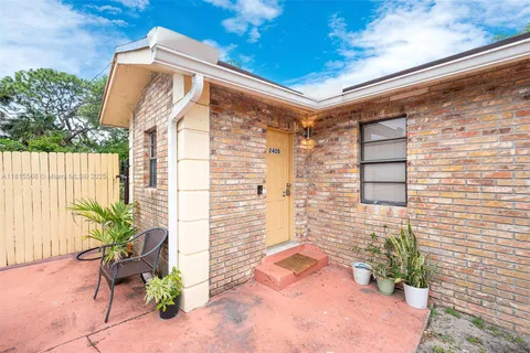 2420 NW 22nd Rd # 0, Fort Lauderdale FL 33311