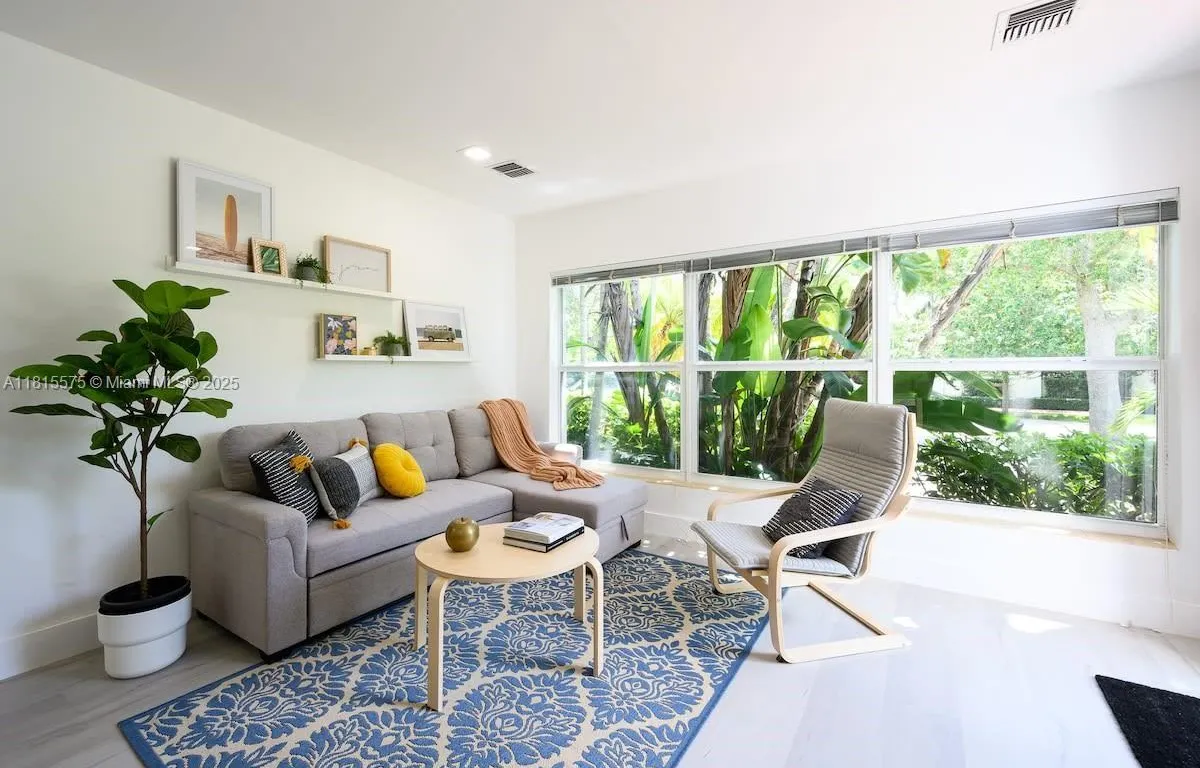 437 NE 17th Way # 437, Fort Lauderdale FL 33301