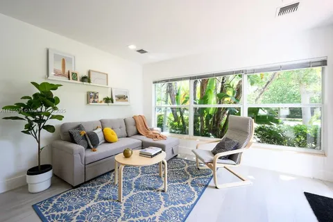 437 NE 17th Way # 437, Fort Lauderdale FL 33301
