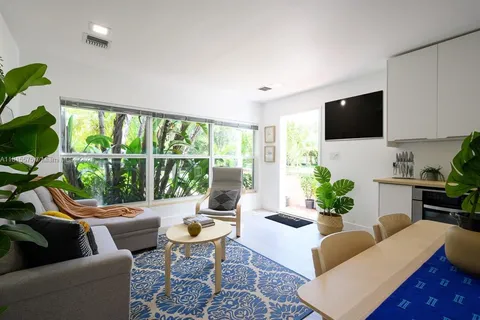 437 NE 17th Way # 437, Fort Lauderdale FL 33301