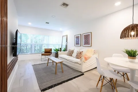 439 NE 17th Way # 439, Fort Lauderdale FL 33301