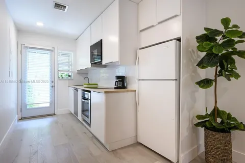 439 NE 17th Way # 439, Fort Lauderdale FL 33301