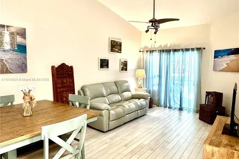 729 NW 47th Street, Deerfield Beach FL 33064