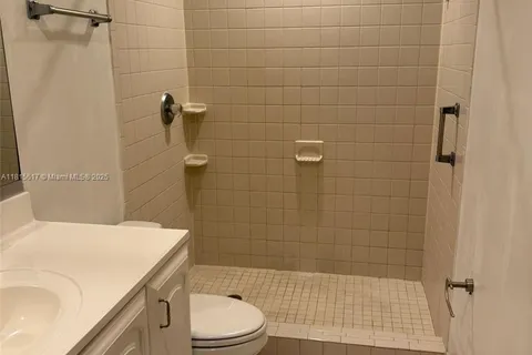 3250 NW 85th Ave # 24, Coral Springs FL 33065