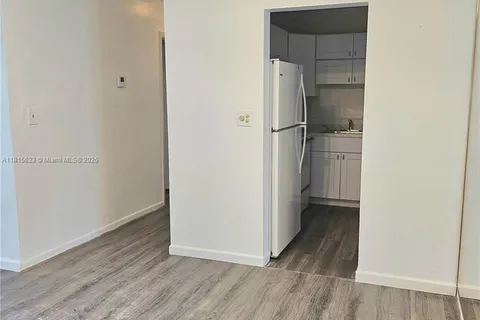 3020 NE 16th Ave # 103, Oakland Park FL 33334