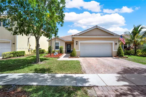 3456 NE 2nd St, Homestead FL 33033