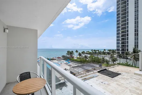 19201 Collins Ave # 306, Sunny Isles Beach FL 33160