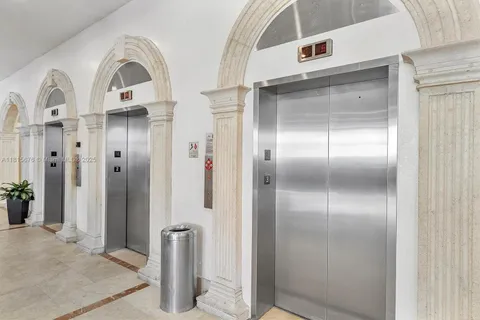 19201 Collins Ave # 306, Sunny Isles Beach FL 33160
