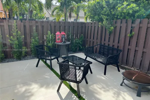 15830 SW 85th St, Miami FL 33193