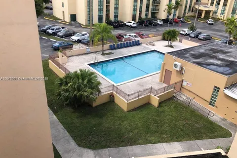 2075 SW 122nd Ave # 512, Miami FL 33175
