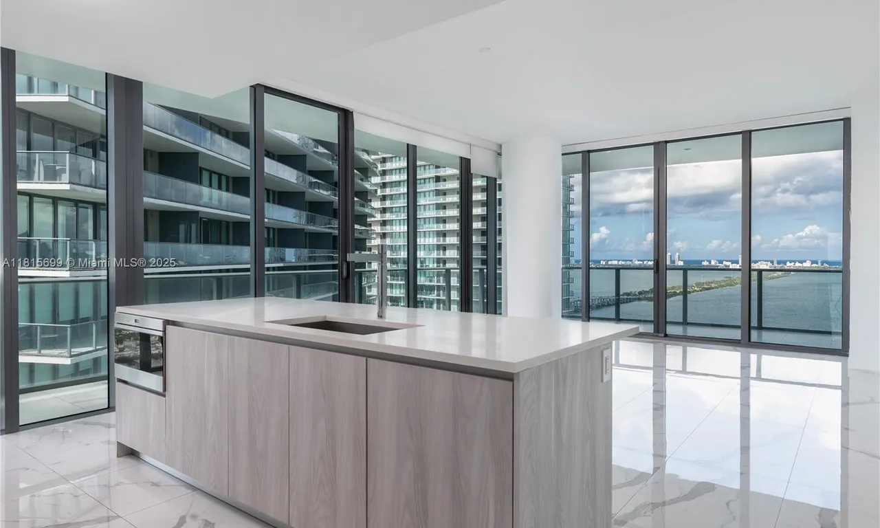 480 NE 31st St # 3107, Miami FL 33137