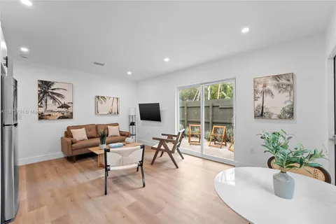 921 NE 16th Ter # 1, Fort Lauderdale FL 33304