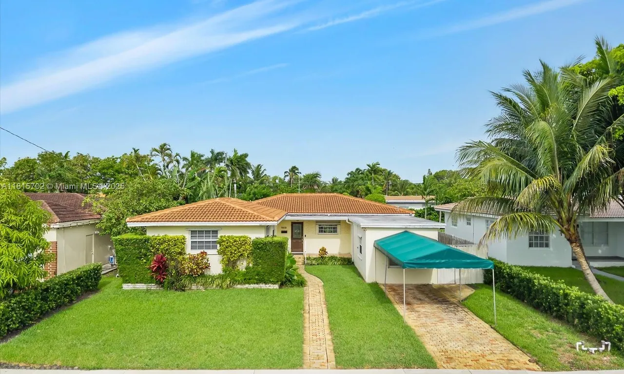 7512 Mutiny Ave, North Bay Village FL 33141