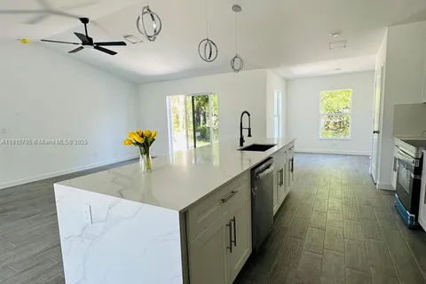 8036 104th Ct, Vero Beach FL 32967