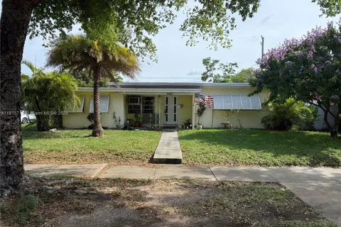 6491 SW 18th St, West Miami FL 33155