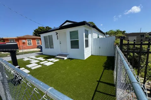 1794 NW 74th Ter, Miami FL 33147