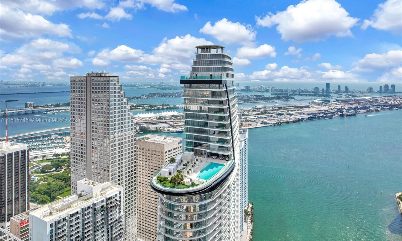 300 Biscayne Blvd Way # 503, Miami FL 33131