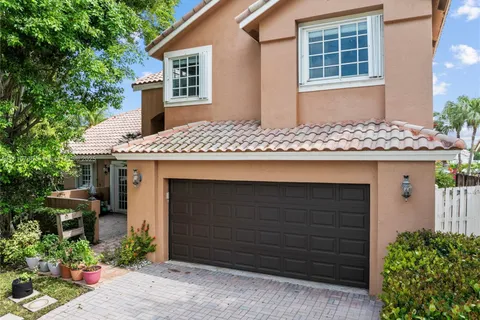 1179 Laguna Springs Dr # 1179, Weston FL 33326